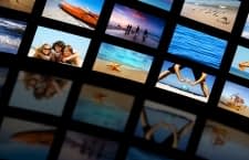 Film-Fans stehen online tausende Filme und Serien zur Auswahl