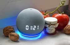 Wir testen seit 2017 alle verfügbaren Echo Lautsprecher Varianten, hier Echo Dot 4