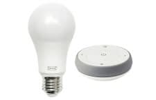 Derzeit nur im Set erhältlich: Farbige LED-Lampe im IKEA TRÅDFRI Dimmer-Set