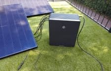 So sieht der Speicher in Kombination mit einem Solakon Zusatzakku aus