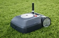 Über die Antenne kommuniziert iRobot Terra mit dem Funknetzwerk und der App