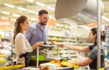 Lidl verkauft sowohl in den Filialen als auch online immer mehr technische Geräte
