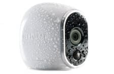 Die Arlo Überwachungs-/Sicherheitskamera für Smart Homes ist wasserfest