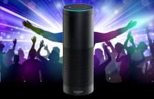 Alexa (mit Amazon Echo) feiert Party in Abwesenheit des Besitzers in Pinneberg