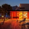 Kreative Lichtgestaltung: Die Leuchtpanele des Nanoleaf Aurora Smarter Kits lassen sich beliebig arrangieren
