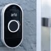 Lässt sich einfach installieren: die intelligente Türklingel Arlo Audio Doorbell