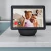 Die Amazon Echo Familie ist groß, bietet jede Menge Entertainment und hilft den Alltag zu vereinfachen (im Bild: Echo Show 10)