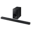 Die Samsung HW-K335/ZG Soundbar wird mit einem kabelgebundenen Subwoofer geliefert