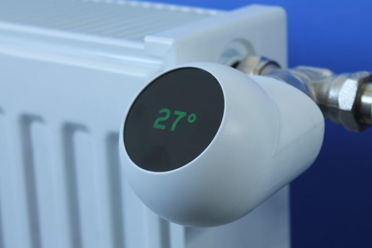 eCozy Thermostat | Design trifft künstliche Intelligenz