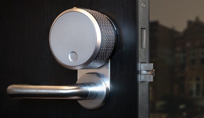 August Smart Lock mit Google Home verschließen