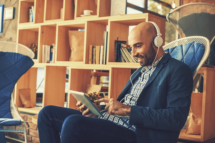 Mit Alexa Kindle Hörbücher auf Amazon-Geräten anhören