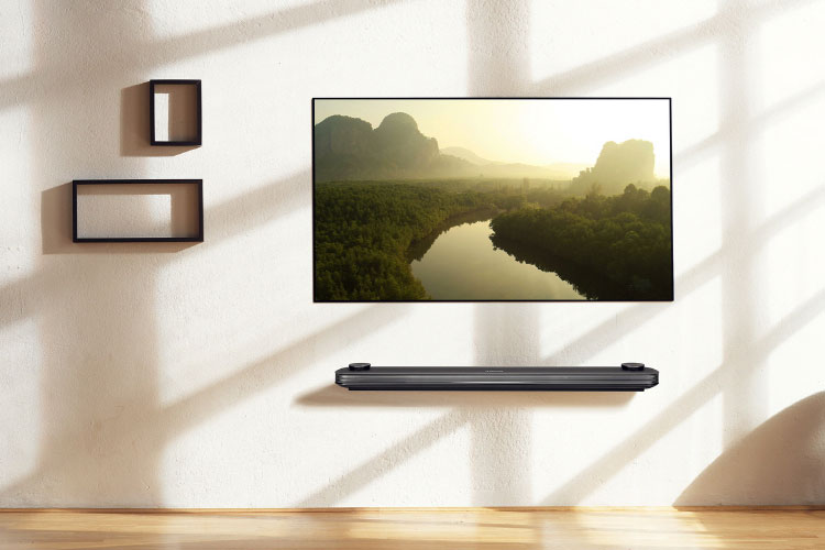 Lohnt sich ein Wallpaper TV? Der Smart TV als Poster an der Wand