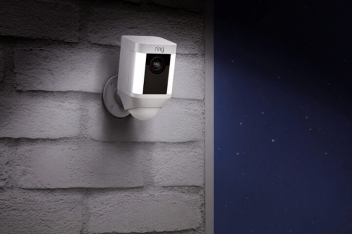 Ring Spotlight Cam: Verkabelt, mit Akku oder solarbetrieben