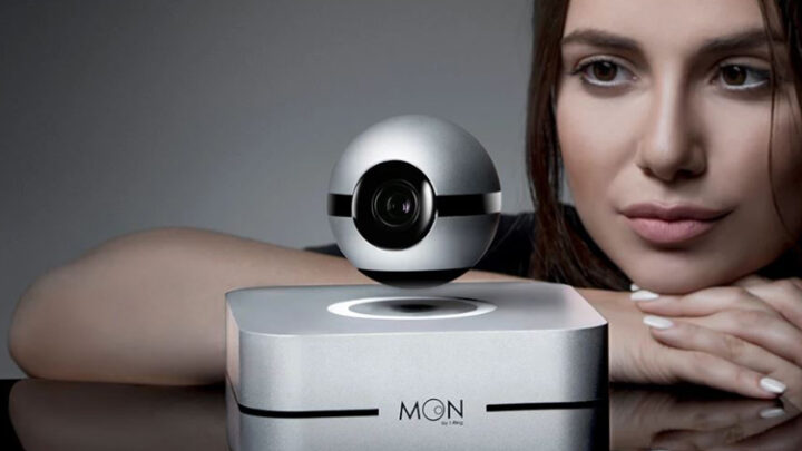 Moon managed als schwebender All-in-One-Hub das ganze Haus