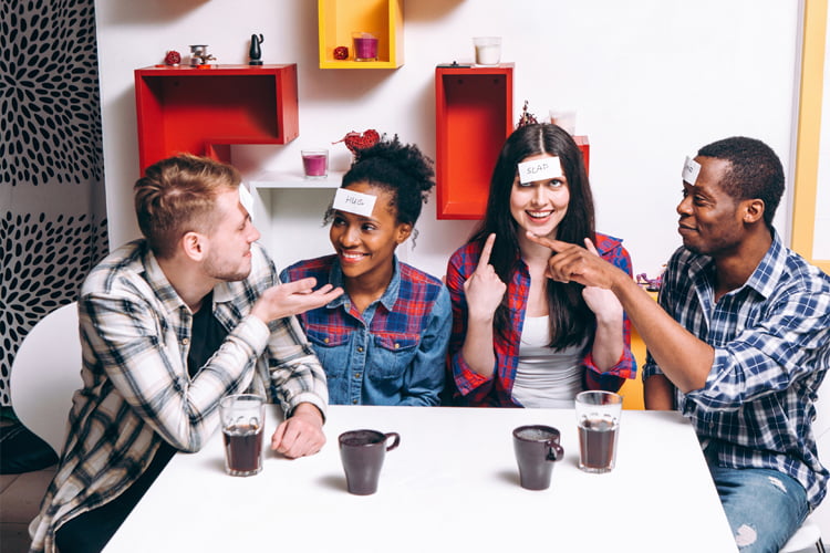 3 Alexa Spiele-Skills für Einzelspieler und Partys im Test