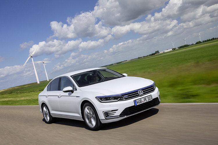 VW Passat GTE | Was verbraucht das Elektroauto wirklich?