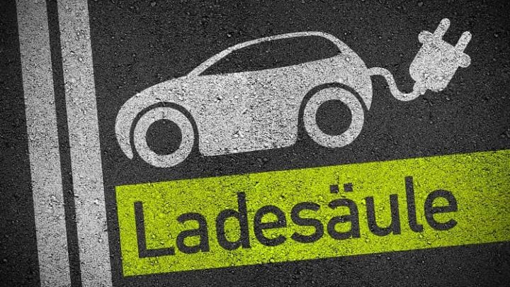 Ladesäulen-Verzeichnisse für E-Autos in Deutschland im Überblick