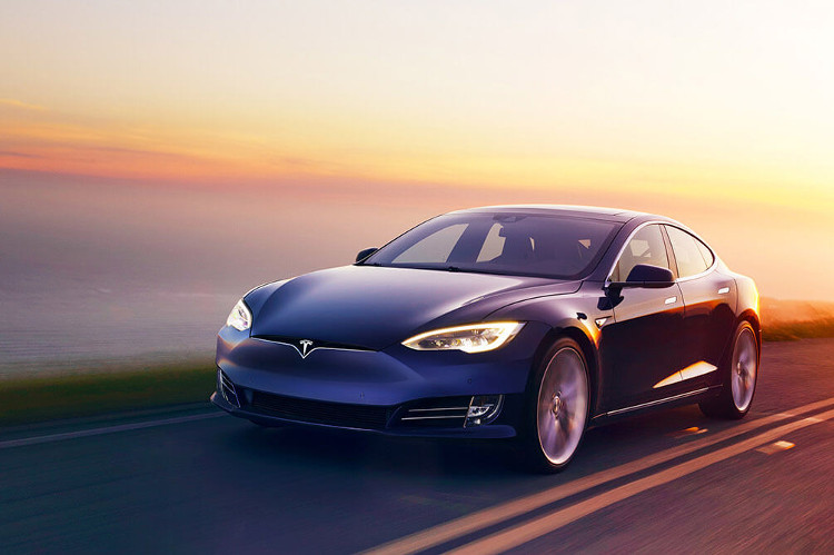 Tesla Model S | Preis, Reichweite & technische Daten