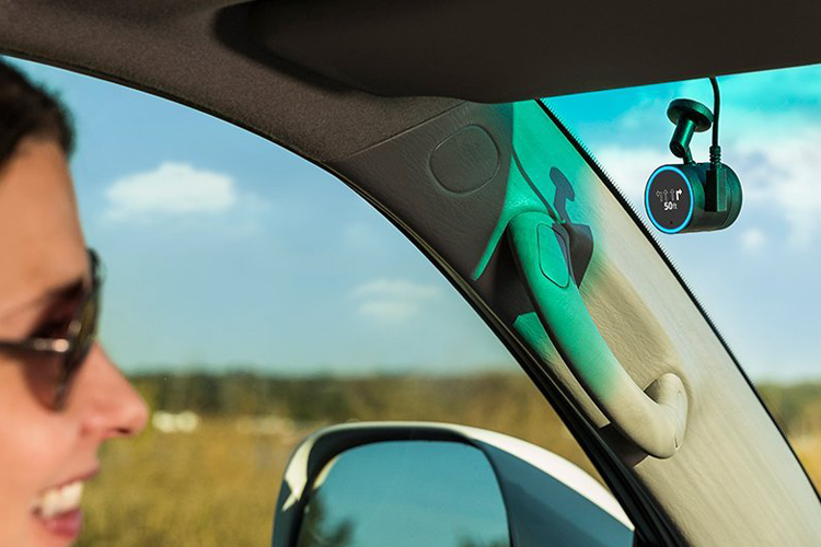 Garmin Speak Plus: Intelligentes Alexa-Navi mit Dash Cam