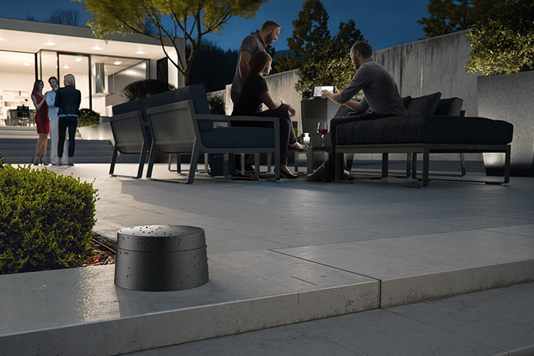 devolo WiFi Outdoor-Adapter bringt das Internet in den Garten