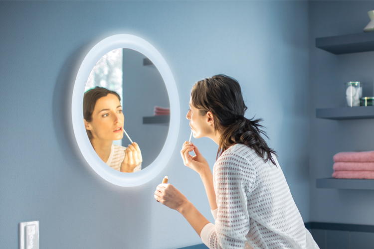 Philips Hue Adore Badlampen: Spiegelleuchte, Wandspots und Co.