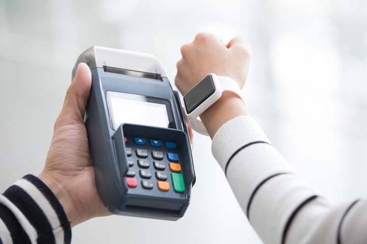 Mit Smartwatch bezahlen – so geht’s