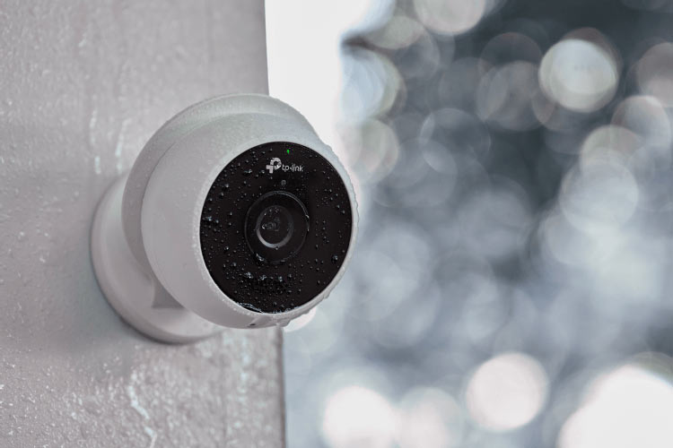 TP-Link Kasa Cam Outdoor KC200 Tests und Bewertungen im Vergleich