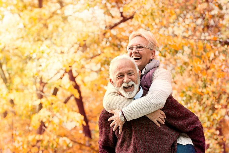 easierLife Smartes Hausnotruf-System für kritische Situationen