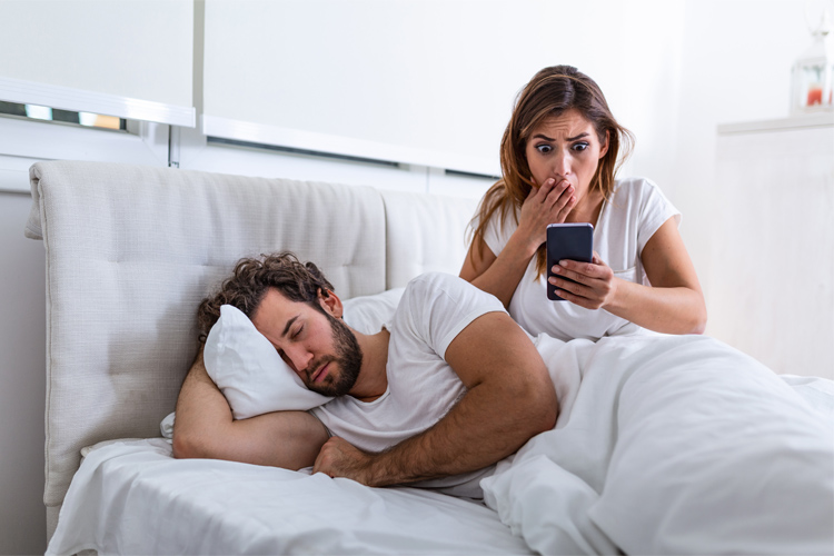 7 Spionage-Gadgets, die sich in jedem Haushalt verstecken können