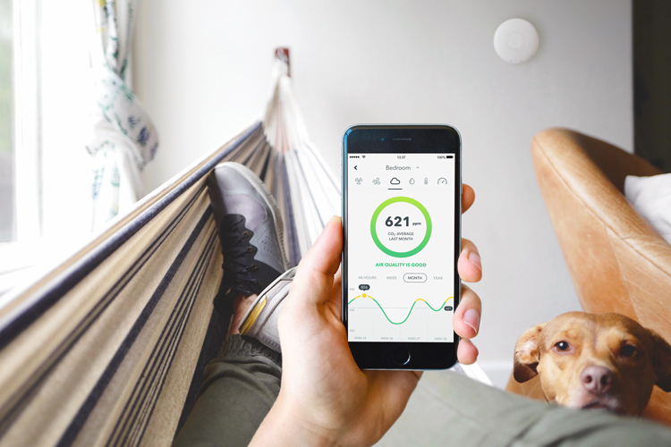 Airthings sichert die Raumluftqualität von Hausbesitzern