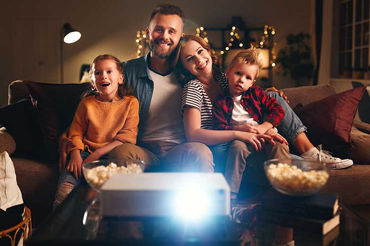 Beamer smart machen – der Weg zum günstigen Smart Heimkino