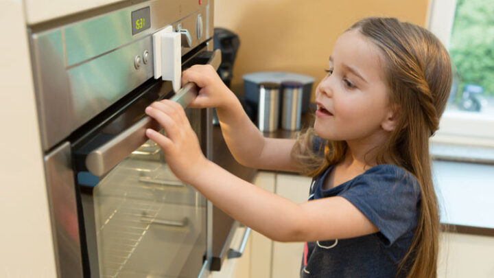 Sicher im Homeoffice – Kinder vor Gefahrenquellen schützen