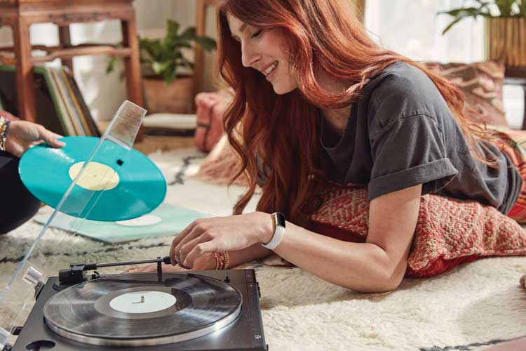 Fitbit Luxe im Check: Das kann der edle Fitness-Tracker