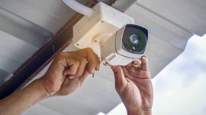 Überwachungskamera installieren: Das ist zu beachten