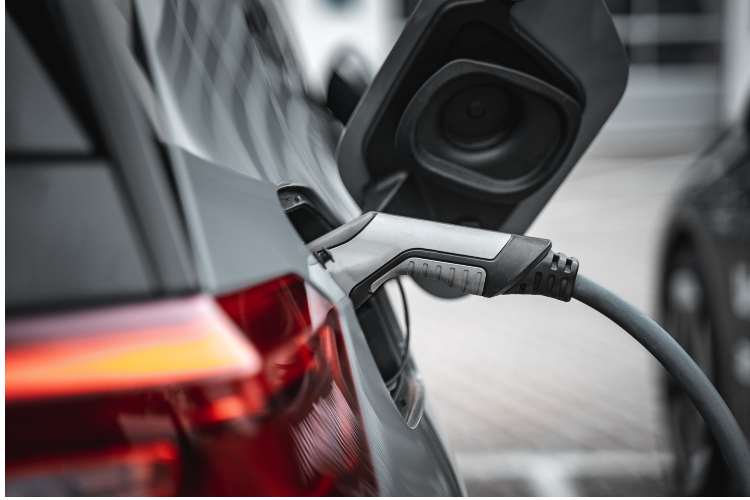 E-Auto Leasing Kosten: Lohnt sich das?