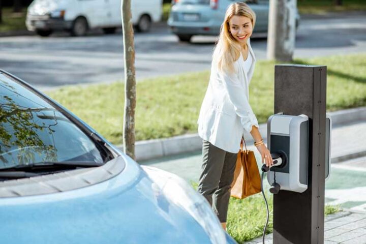 Dienstwagen zuhause an eigener Wallbox laden – so geht’s
