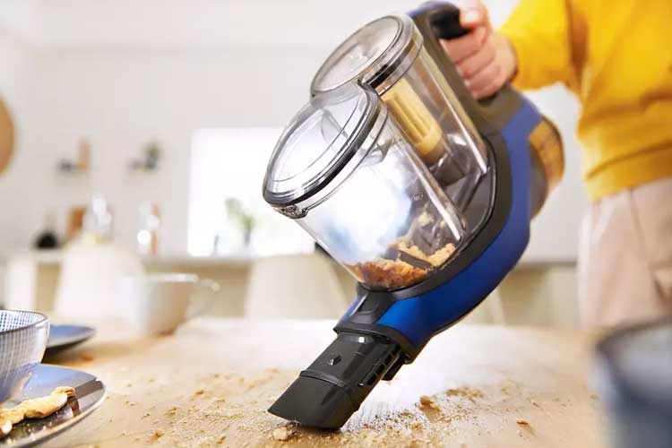 Philips XC8045/01 SpeedPro Max Akkusauger im Test Check