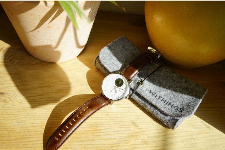 Smartwatches mit langer Akkulaufzeit im Test-Vergleich