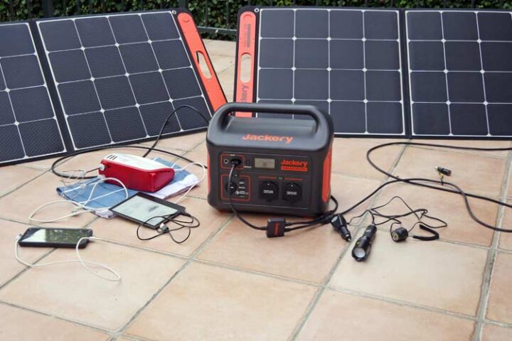Jackery Explorer 1000 Test: Solargenerator Preis und Funktionen