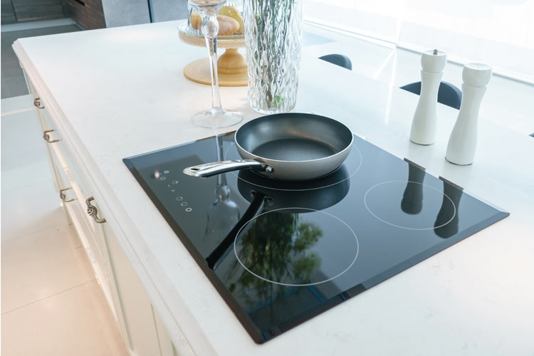 Bosch Einbauherd-Sets bei Saturn bis zu 650 Euro reduziert!