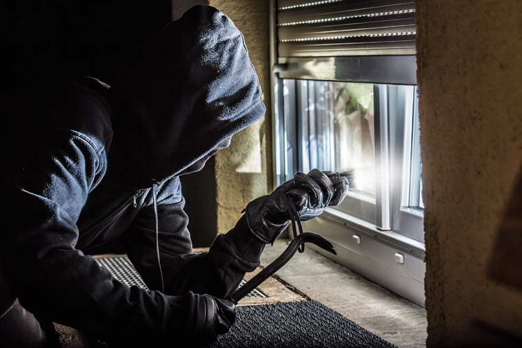 Einbruchschutz in Mietwohnungen und -häusern – so funktioniert’s