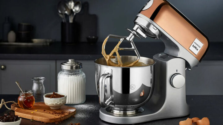 Top Kenwood Küchenmaschinen bei MediaMarkt bis zu 64% reduziert