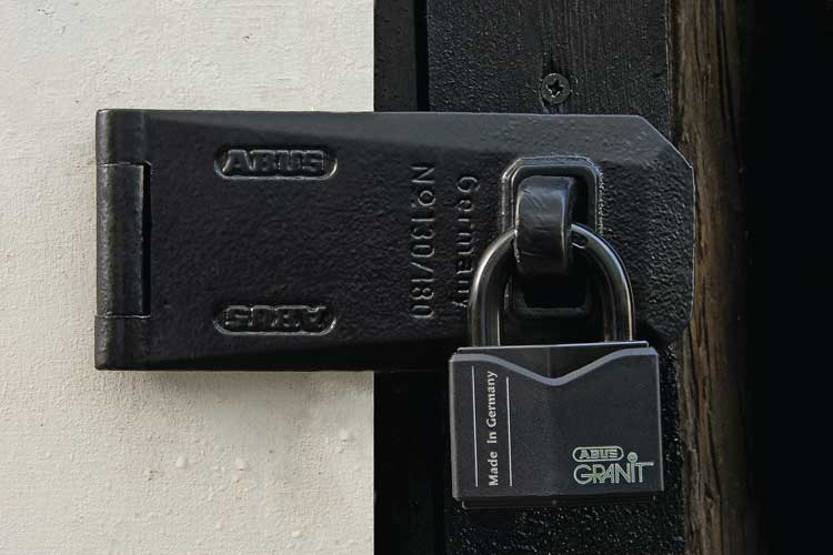 Kleingarten gegen Einbrecher absichern – Top 5 Tipps