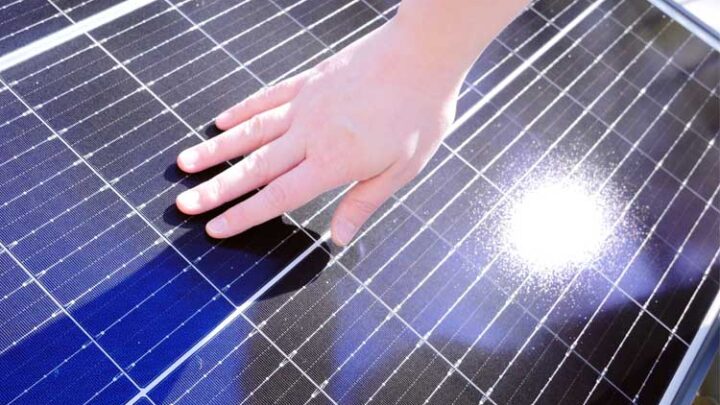 Solaranlage für den Balkon: Welches Modell nehmen?