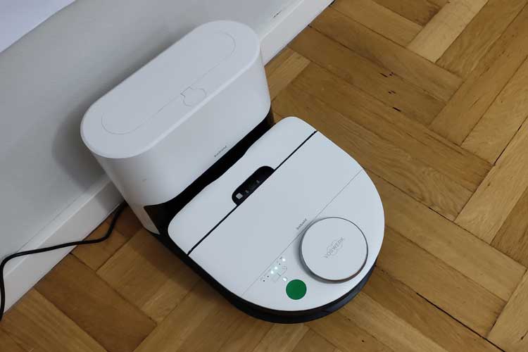 Kobold VR7 Saugroboter mit RB7 Servicestation im Test