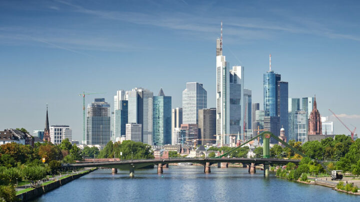 Photovoltaik in Frankfurt (Main): Solarteur und Elektriker finden