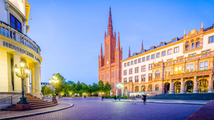 Photovoltaik in Wiesbaden: Hier Anbieter und Elektriker finden