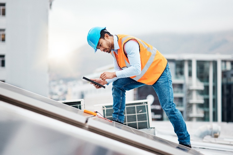 Wie viel Dachfläche brauche ich für Solaranlagen?