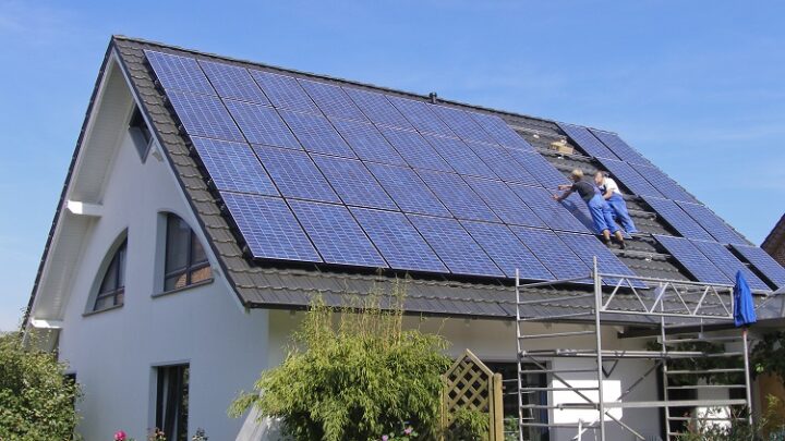 Photovoltaik Montage: Solaranlage richtig montieren