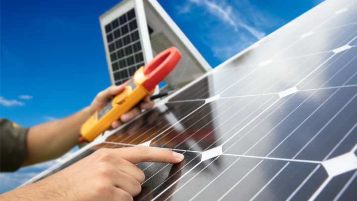 Photovoltaikanlage mit Ost Ausrichtung: Lohnt sich das?